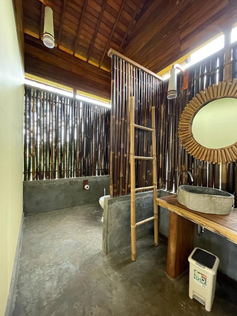 Marind Dive Eco Resort Waha Extérieur photo